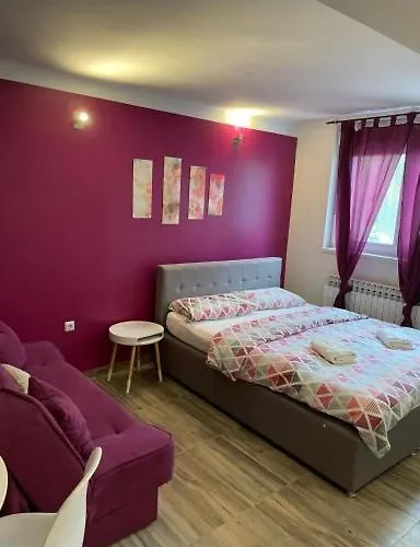 Julijana Stanovi Zagreb